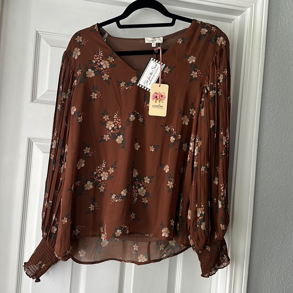 Women’s brown floral blouse